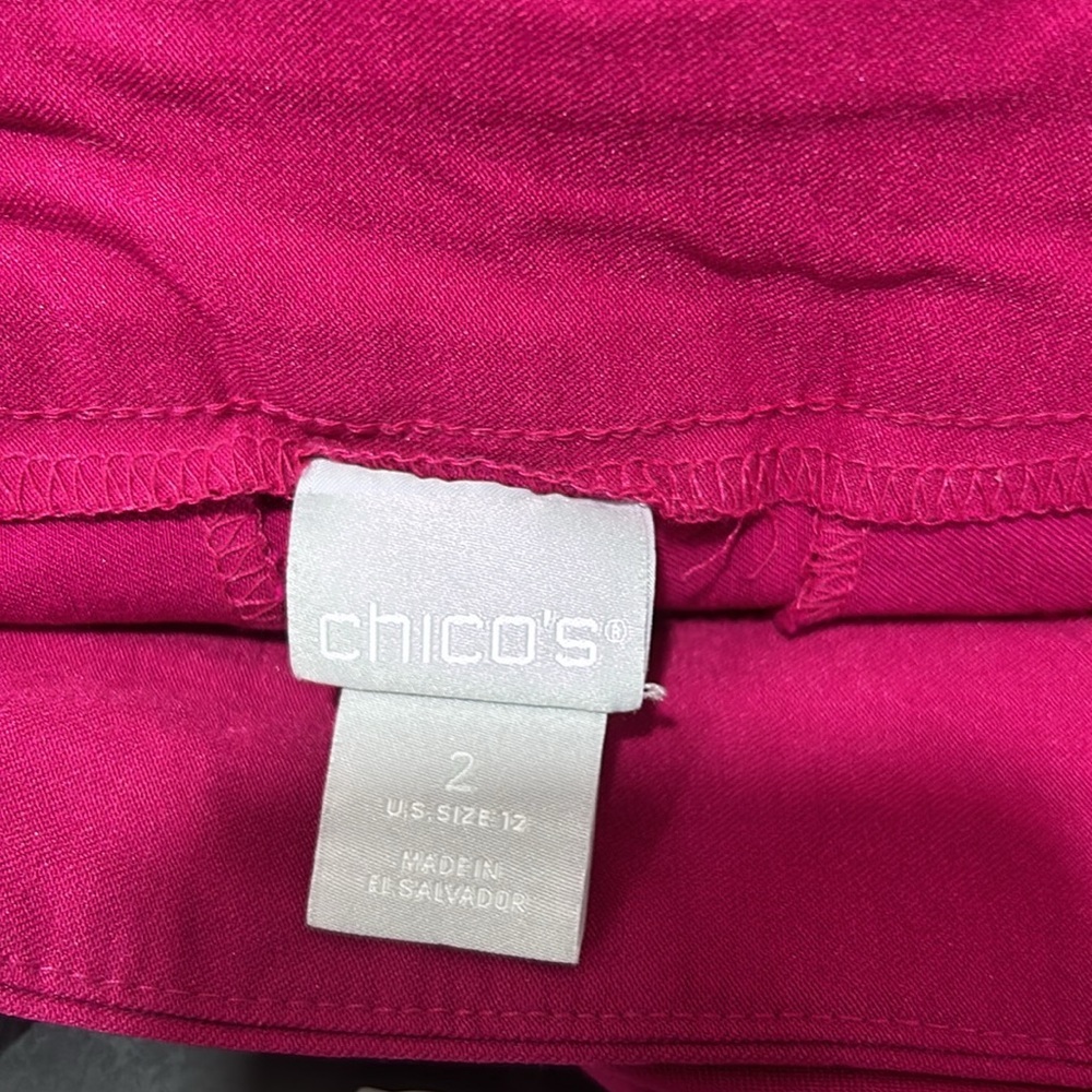 CHICOS dark fuchsia bottoms size 2 GUC - Picture 8 of 10